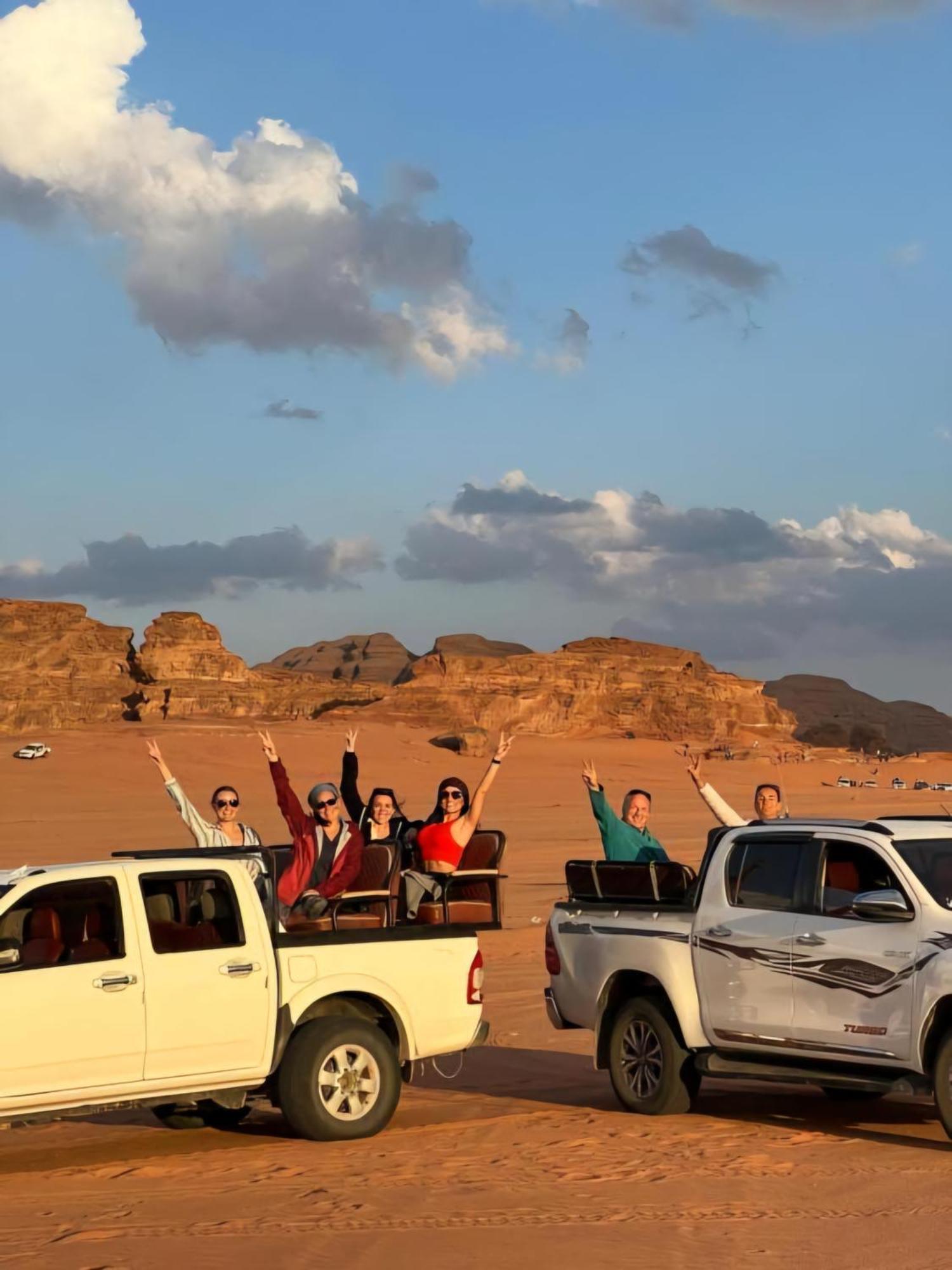 Rum Royal Flower Luxury Camp Wadi Rum Ngoại thất bức ảnh