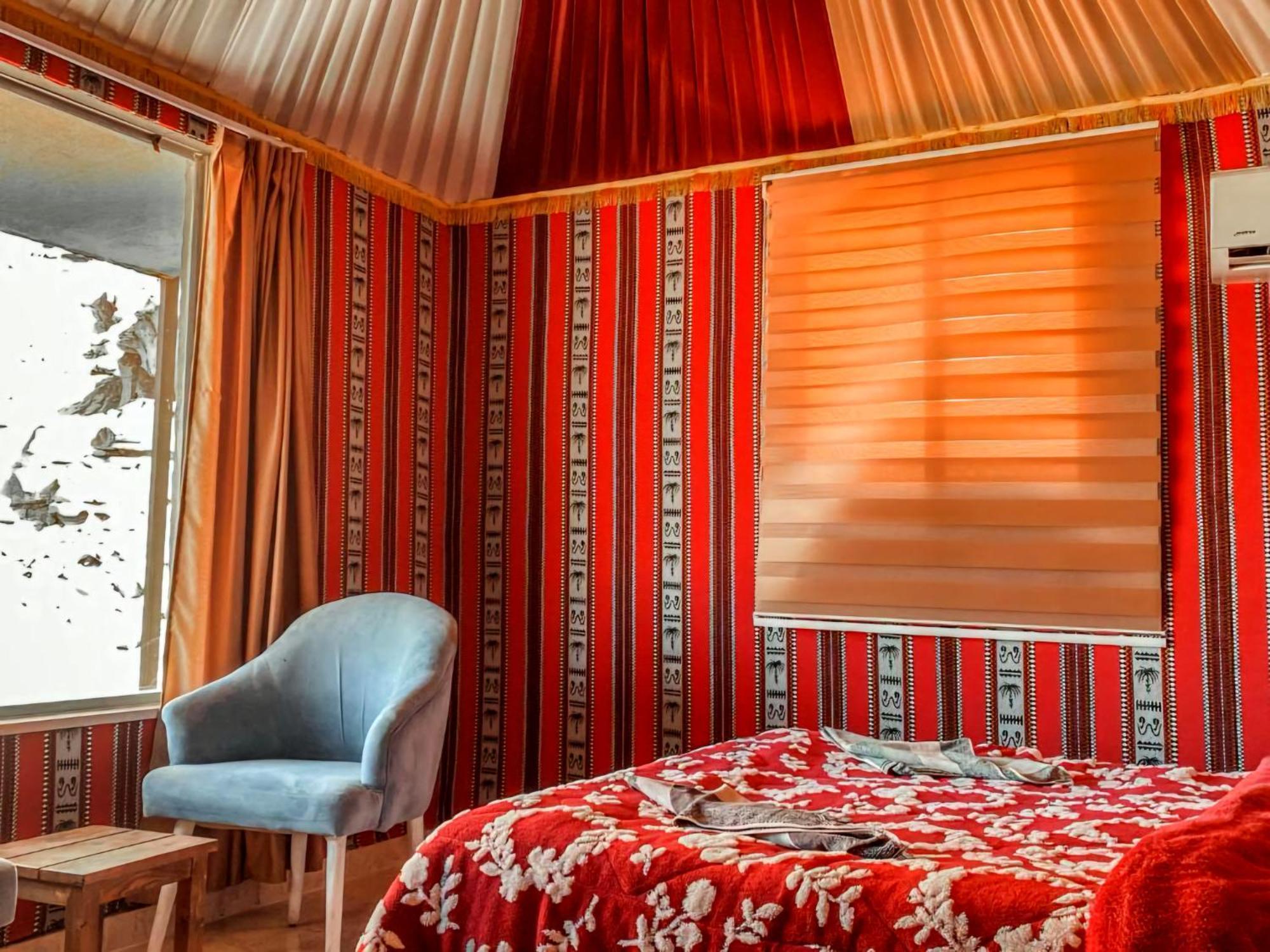 Rum Royal Flower Luxury Camp Wadi Rum Ngoại thất bức ảnh