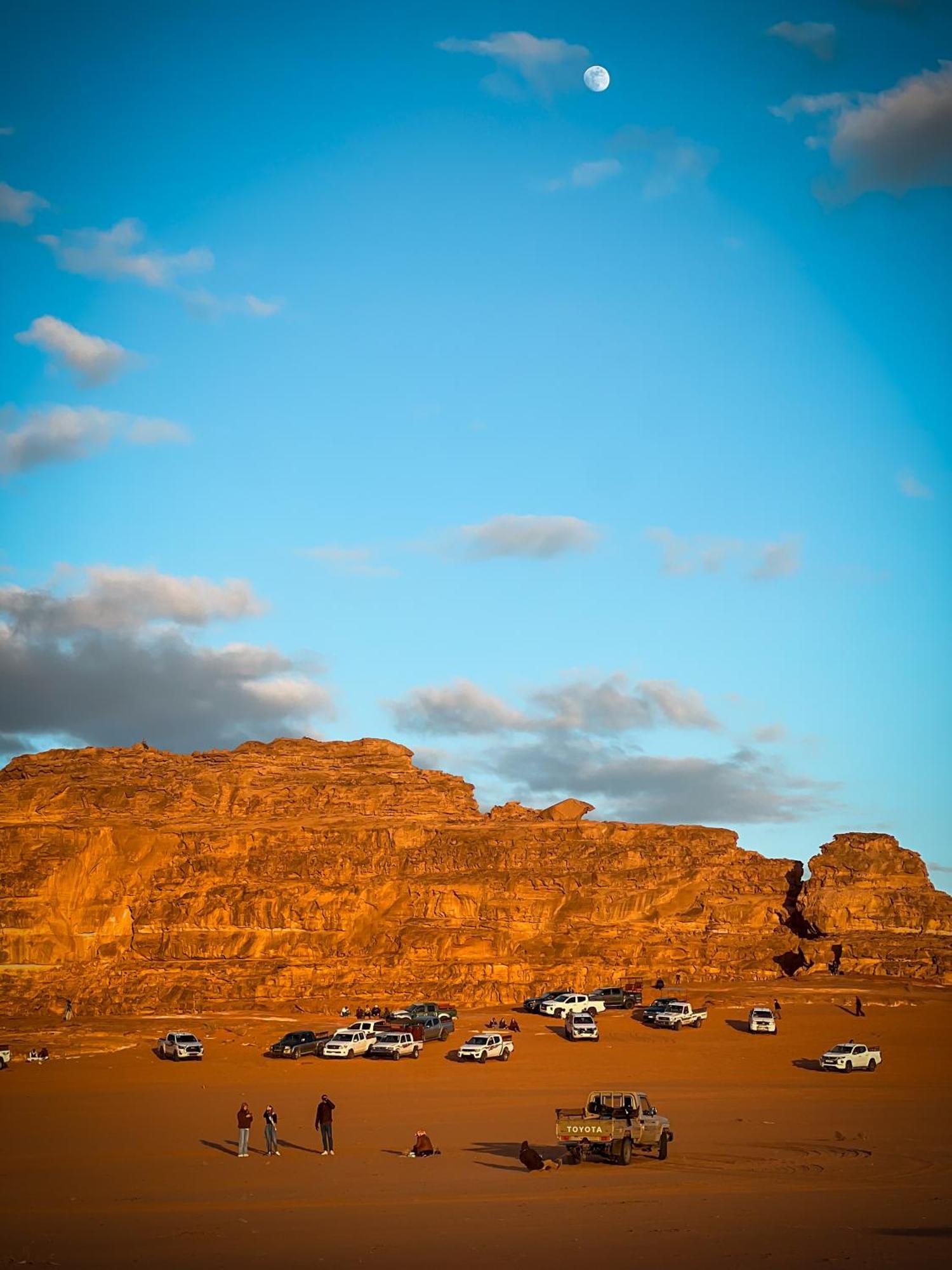 Rum Royal Flower Luxury Camp Wadi Rum Ngoại thất bức ảnh