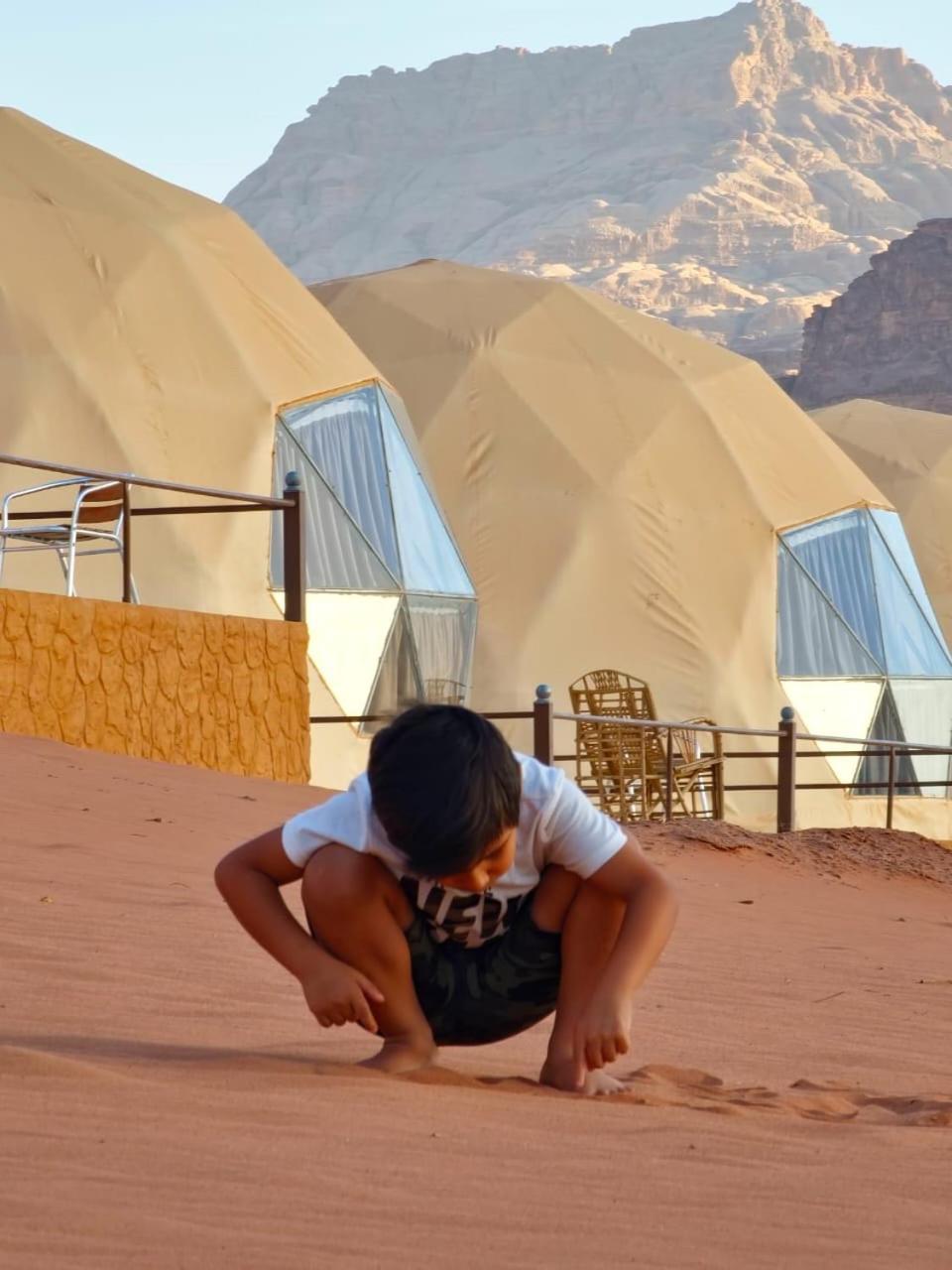 Rum Royal Flower Luxury Camp Wadi Rum Ngoại thất bức ảnh