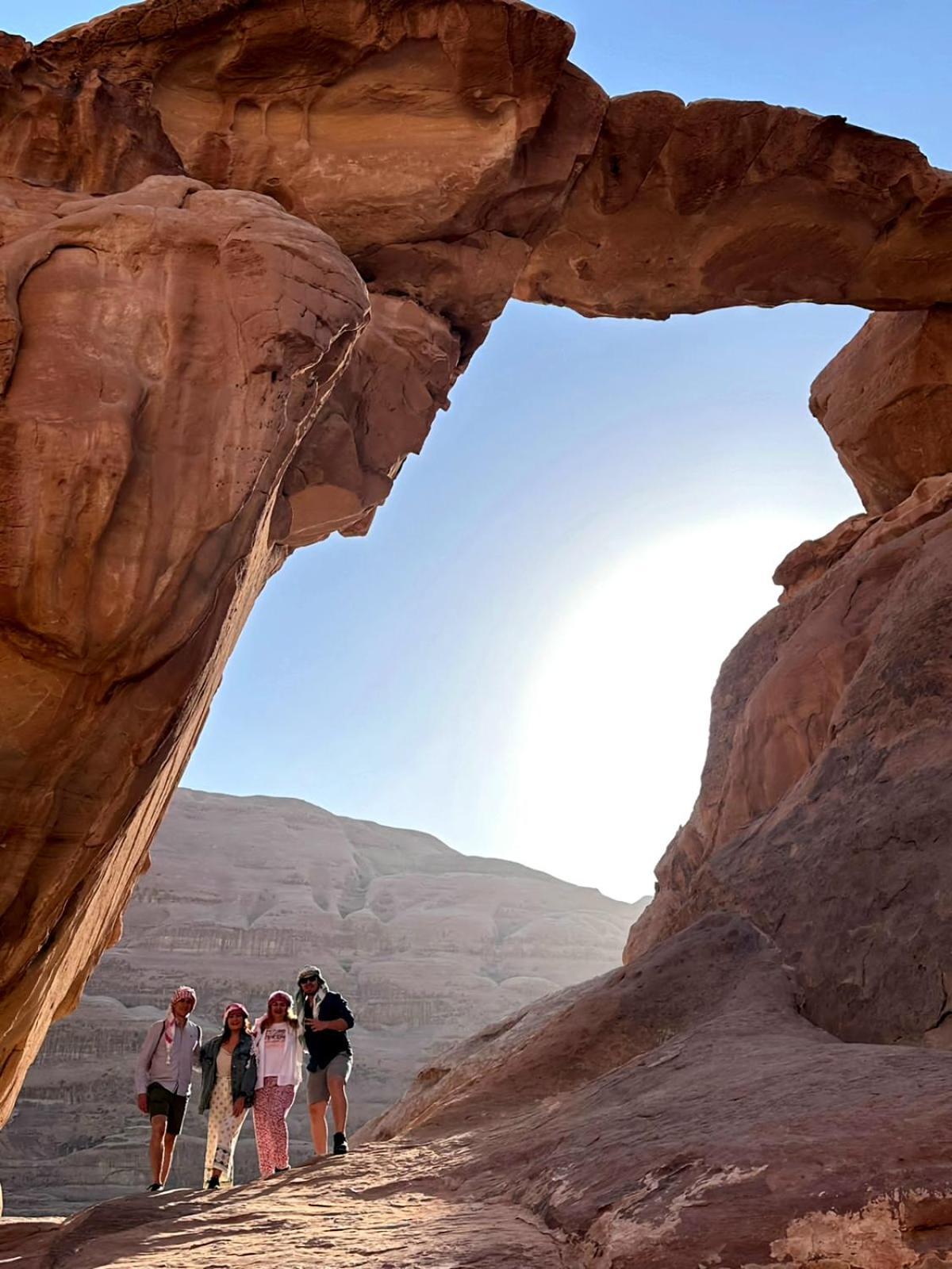 Rum Royal Flower Luxury Camp Wadi Rum Ngoại thất bức ảnh